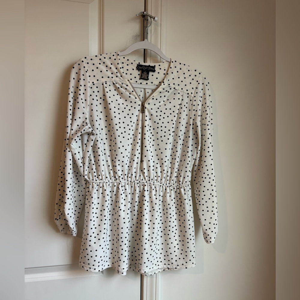 Chelsea & Violet White Black Polka Dot Peplum Long Sleeve Top